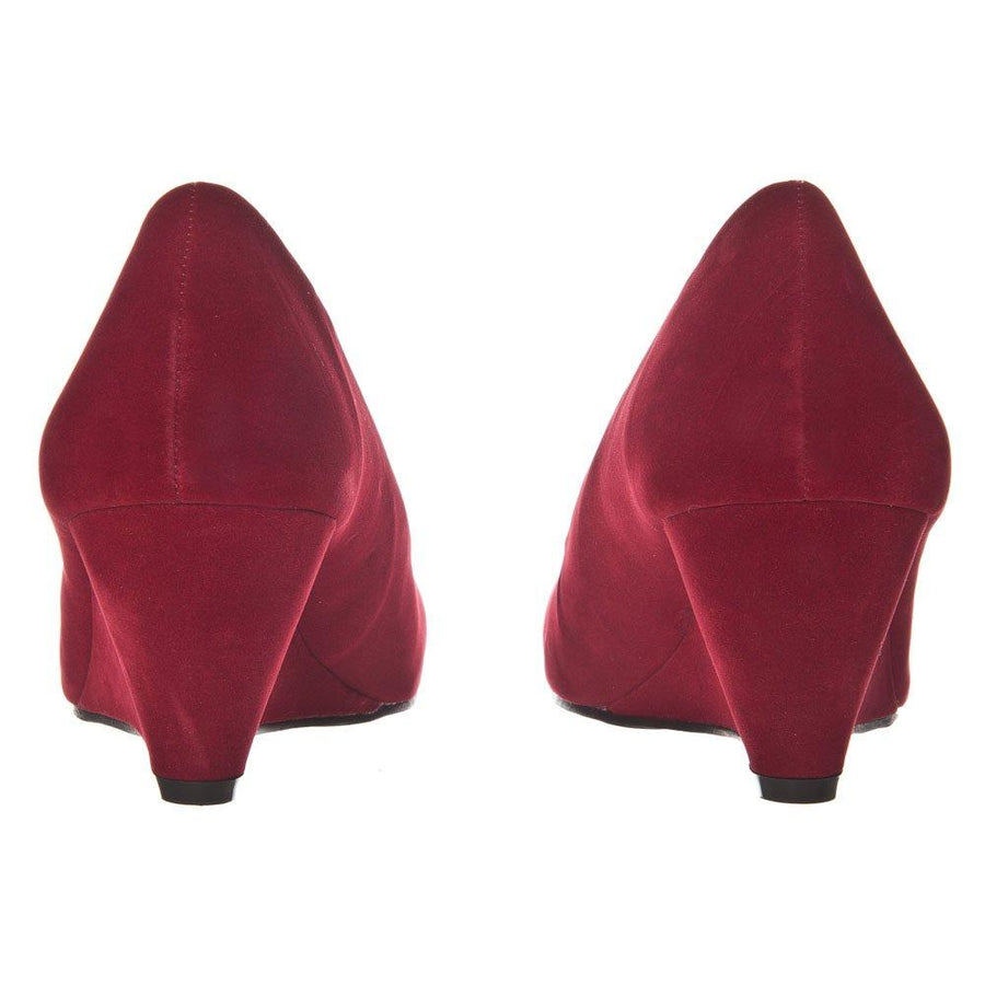RED SUEDE