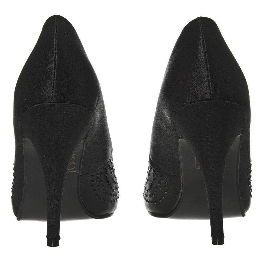 BLACK SATIN