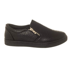 BLACK SOLE