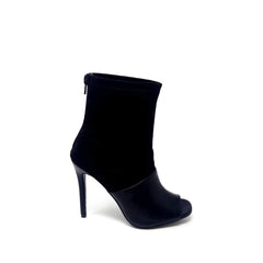 BLACK PU