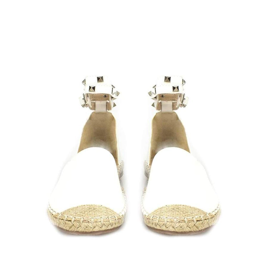 WHITE PU
