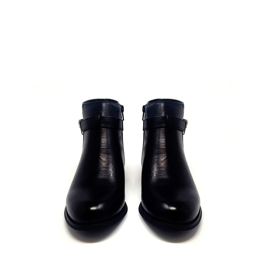 BLACK PU