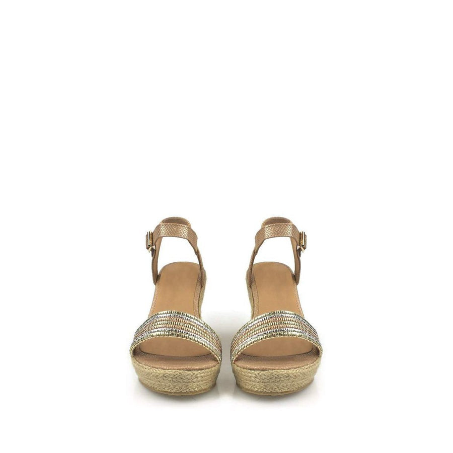 LIGHT GOLD