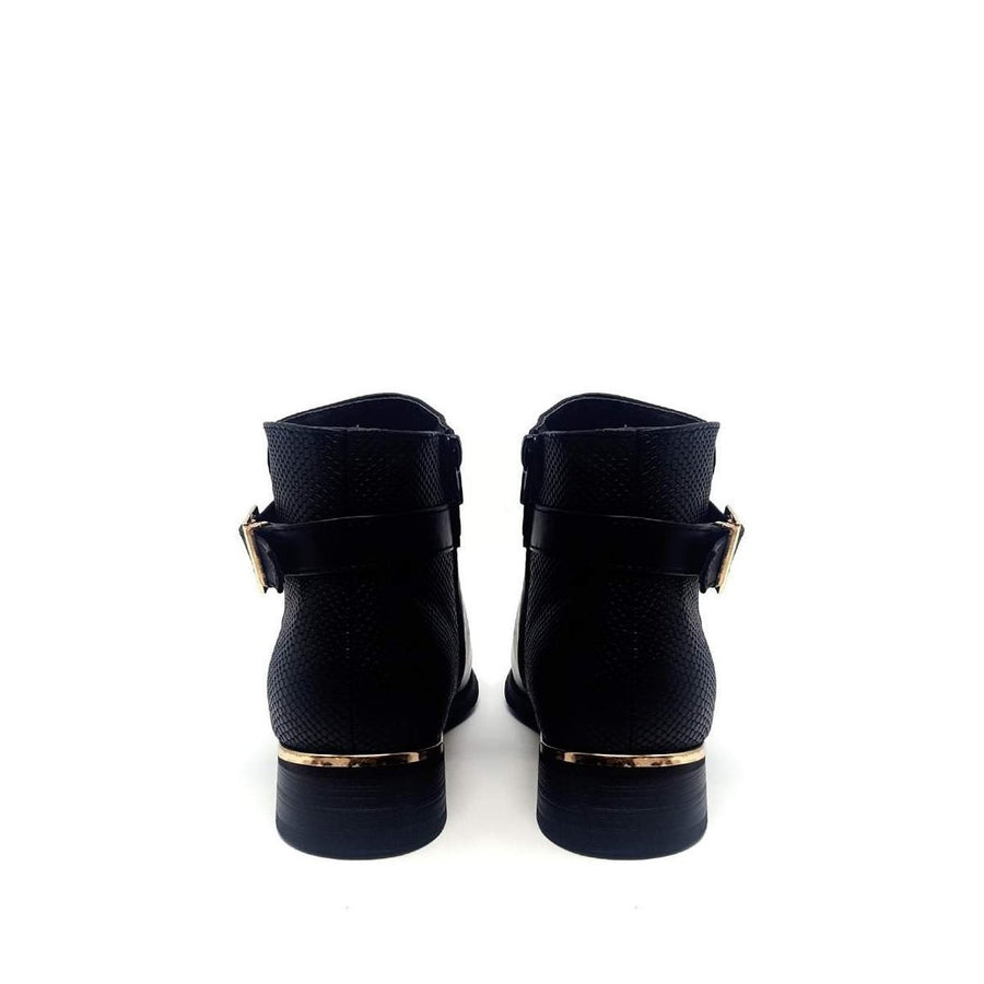BLACK PU