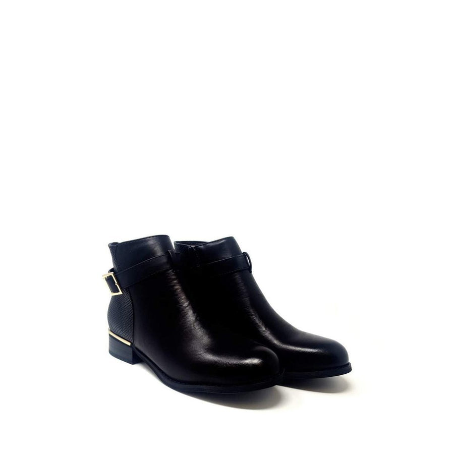 BLACK PU