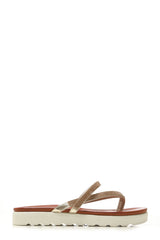 Nichola toe post flatform with band